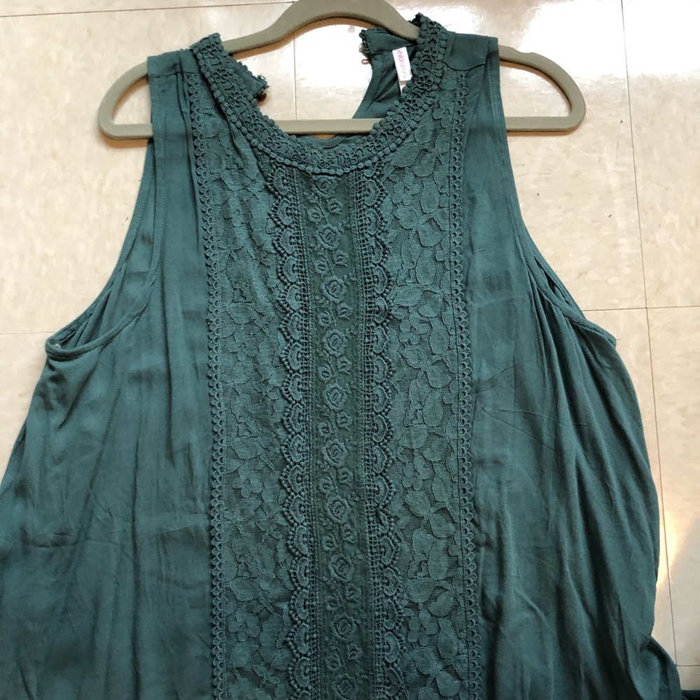 Sleeveless Top